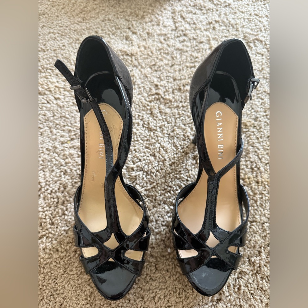 Gianni Bini Black Patent Leather Stilettos- size 7 1/2